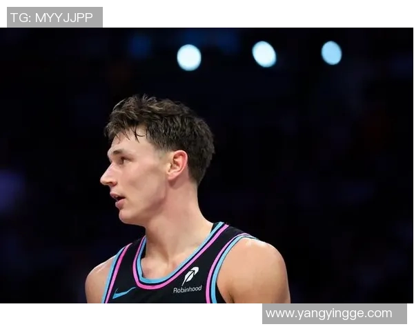 拉松谈伤情：大概率手肘挫伤 也可能牵扯到了手指